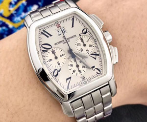 回收江诗丹顿纵横四海系列精钢旧手表多少钱