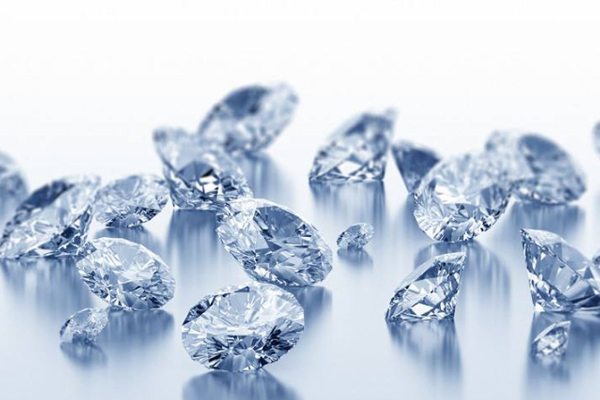 钻石回收一般折价多少 靠钻石品质说话