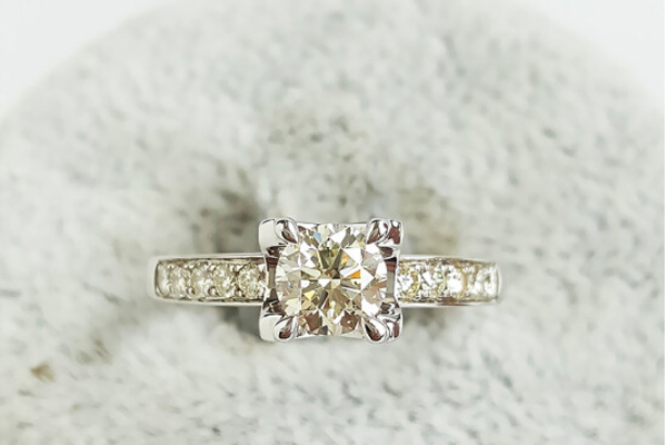 经典款的二手白金钻石戒指能卖多少钱呢？