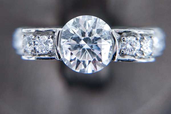 dr钻石戒指能卖多少钱 新手回收钻戒要怎么做