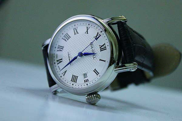 1000多买什么手表好 国内品牌能选择吗
