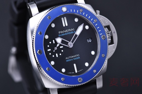 沛纳海SUBMERSIBLE 潜行系列PAM01209腕表正面展示图