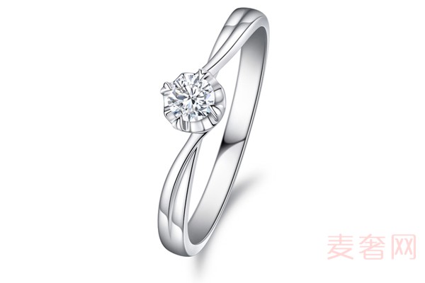 六福珠宝18K金携手一生钻石戒指正面展示图