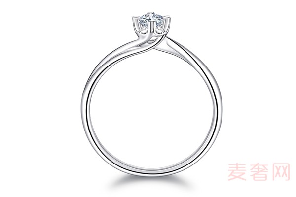 六福珠宝18K金携手一生钻石戒指戒托展示图