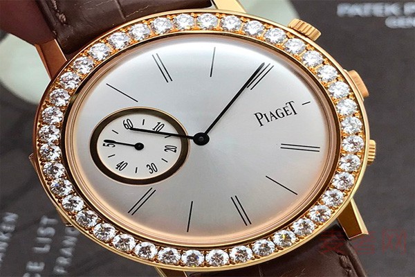 带有珠宝的伯爵手表回收一般多少钱