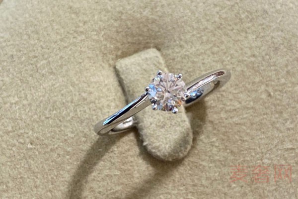 花八万块买的钻石戒指可以卖多少钱