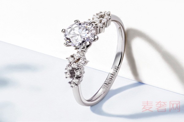 金au750戒托的钻石戒指可以回收吗